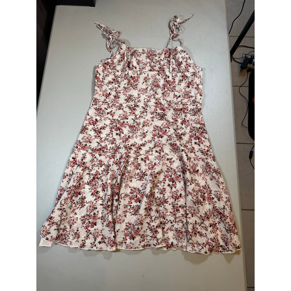 NWT Cupshe L White Pink Floral Mini Sundress Tie Straps Ruched Bust Summer Boho - Picture 6 of 6